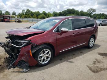  Salvage Chrysler Pacifica