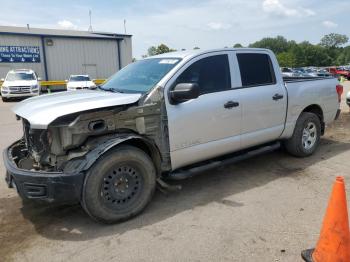  Salvage Nissan Titan