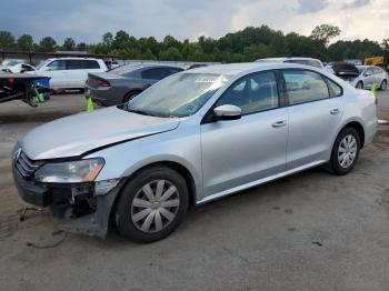  Salvage Volkswagen Passat