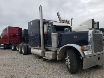  Salvage Peterbilt 200