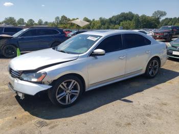  Salvage Volkswagen Passat