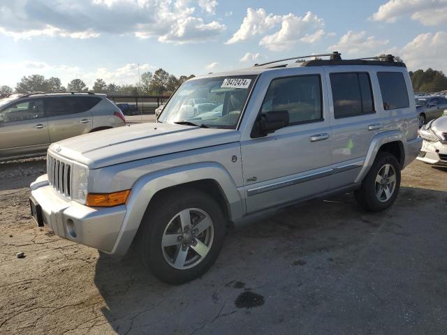  Salvage Jeep Commander