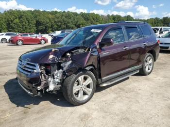  Salvage Toyota Highlander