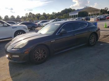  Salvage Porsche Panamera