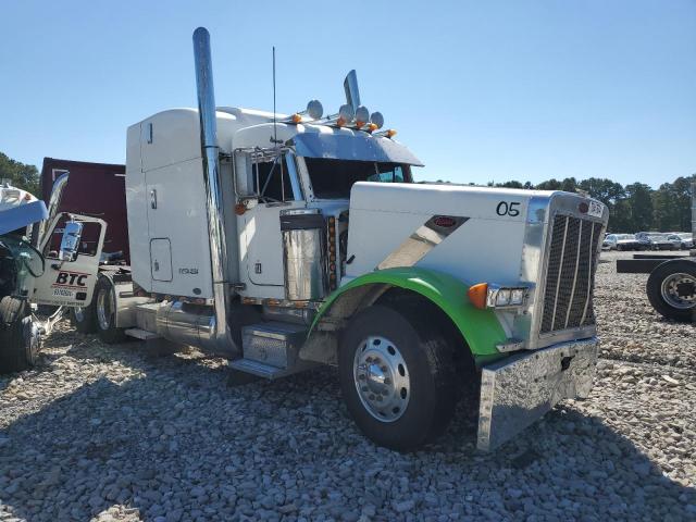  Salvage Peterbilt 379