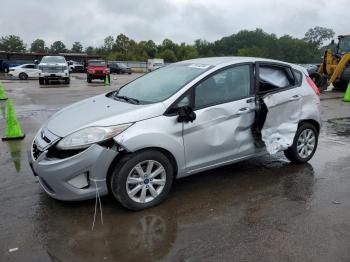  Salvage Ford Fiesta