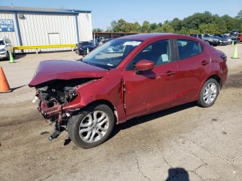  Salvage Toyota Yaris