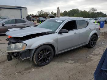  Salvage Dodge Avenger