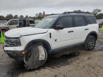  Salvage Ford Bronco