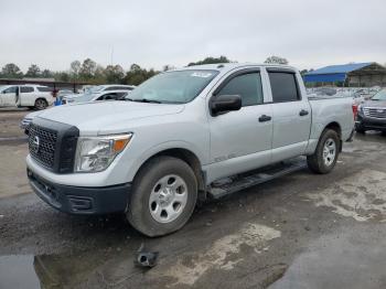  Salvage Nissan Titan