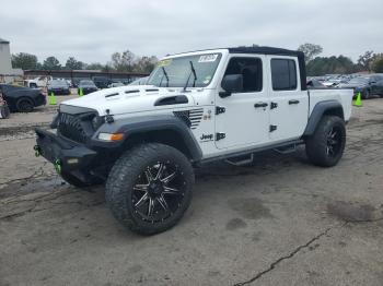  Salvage Jeep Gladiator