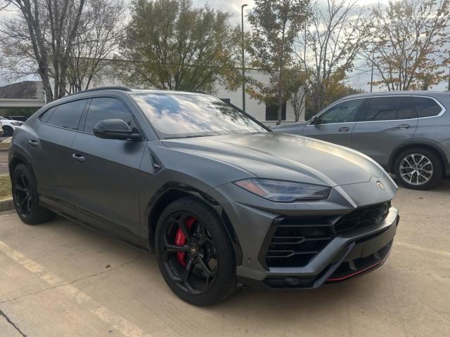  Salvage Lamborghini Urus