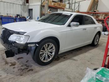  Salvage Chrysler 300