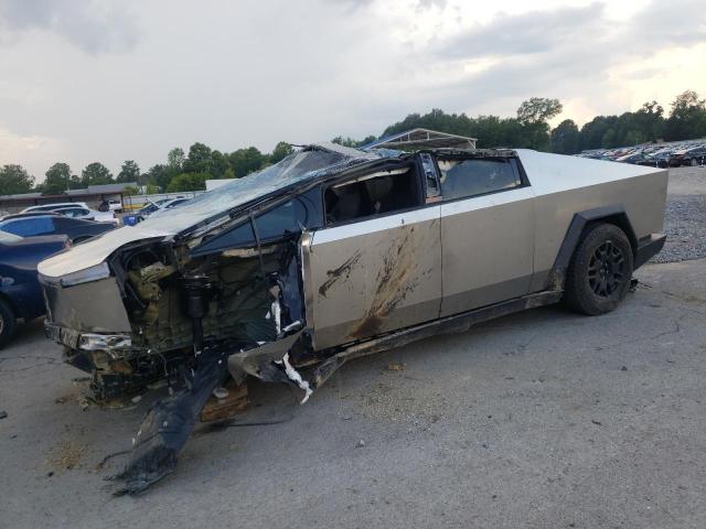  Salvage Tesla Cybertruck