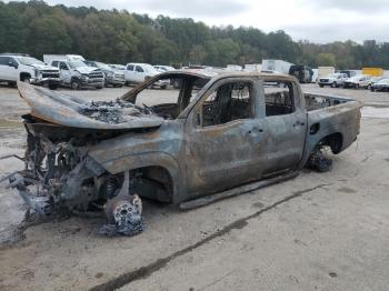  Salvage Nissan Frontier