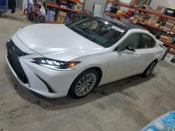  Salvage Lexus Es