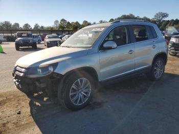  Salvage Volkswagen Tiguan