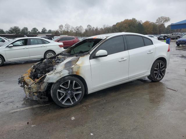  Salvage Volvo S60