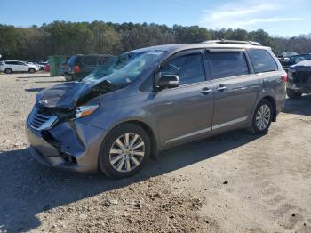  Salvage Toyota Sienna