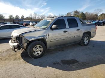  Salvage Chevrolet Avalanche