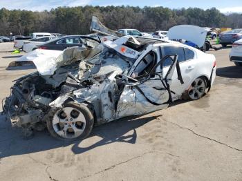  Salvage Jaguar XE