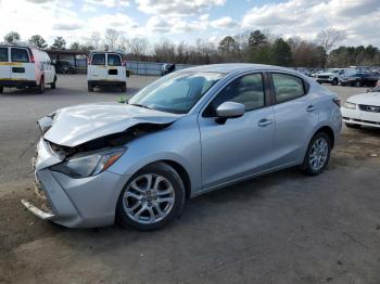  Salvage Toyota Yaris