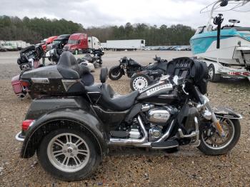  Salvage Harley-Davidson Fl