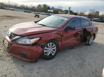  Salvage Nissan Altima