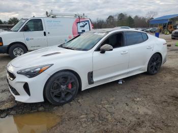  Salvage Kia Stinger