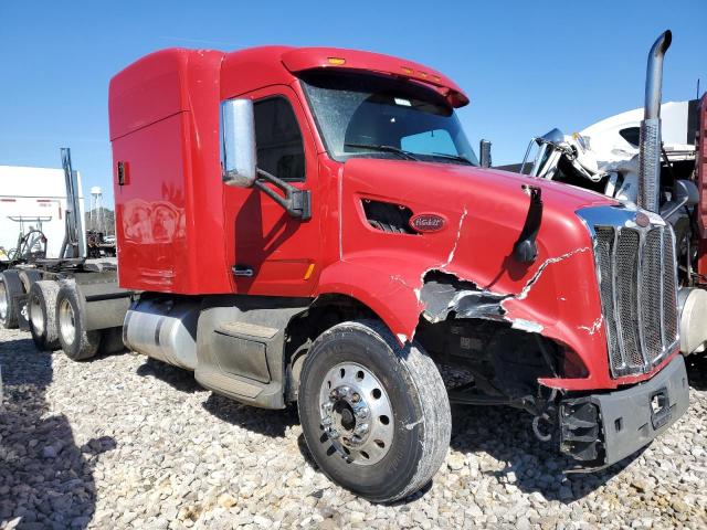  Salvage Peterbilt 579