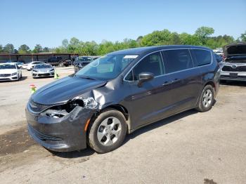  Salvage Chrysler Pacifica