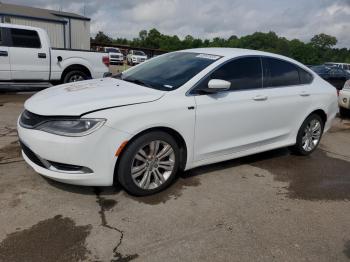  Salvage Chrysler 200