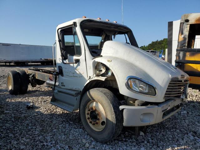  Salvage Freightliner M2 106 Med