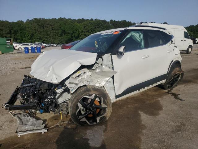  Salvage Kia Seltos