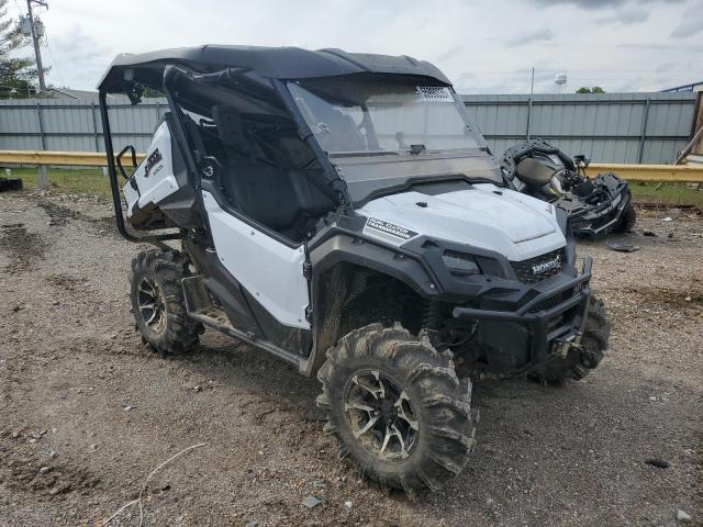  Salvage Honda Sxs1000 M5