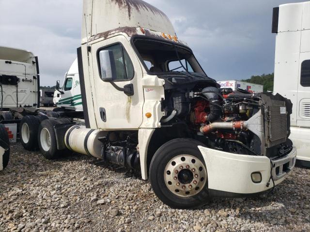  Salvage Freightliner Cascadia