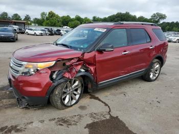  Salvage Ford Explorer