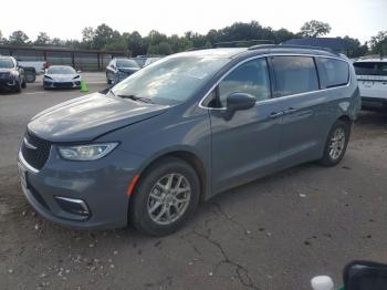  Salvage Chrysler Pacifica