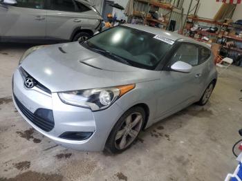  Salvage Hyundai VELOSTER