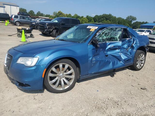  Salvage Chrysler 300