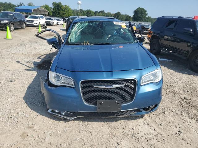 Chrysler 300 Touring Image 6