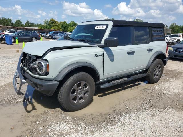  Salvage Ford Bronco