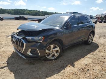  Salvage Audi Q3