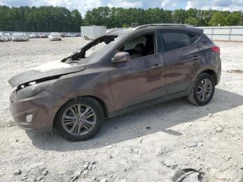  Salvage Hyundai TUCSON