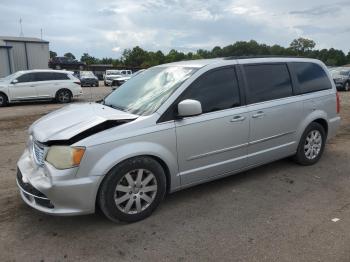  Salvage Chrysler Minivan