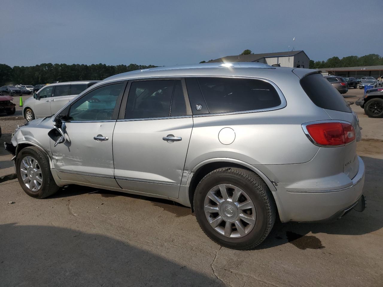 Buick Enclave Image 13