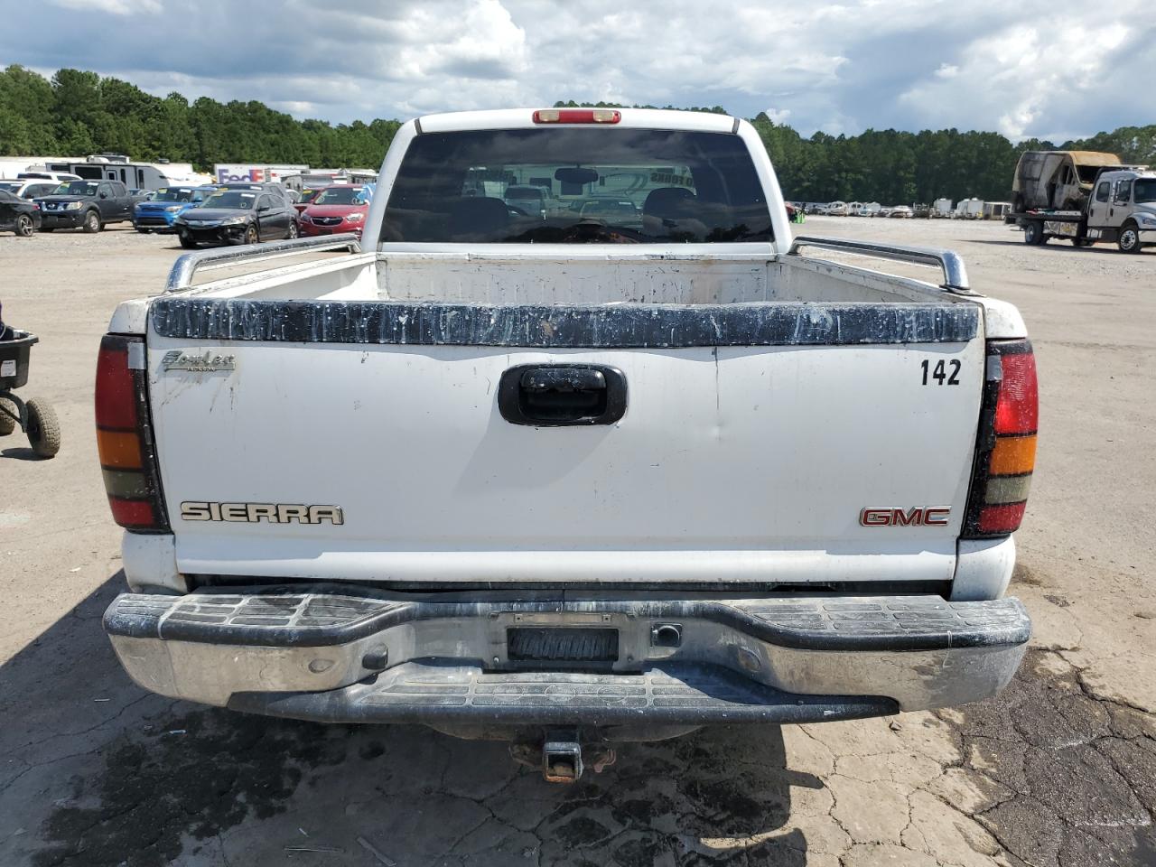 GMC Sierra C1500 Classic Image 5