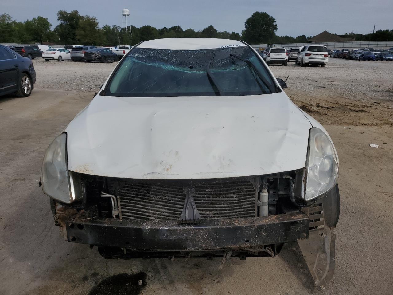 Nissan Altima Base Image 11