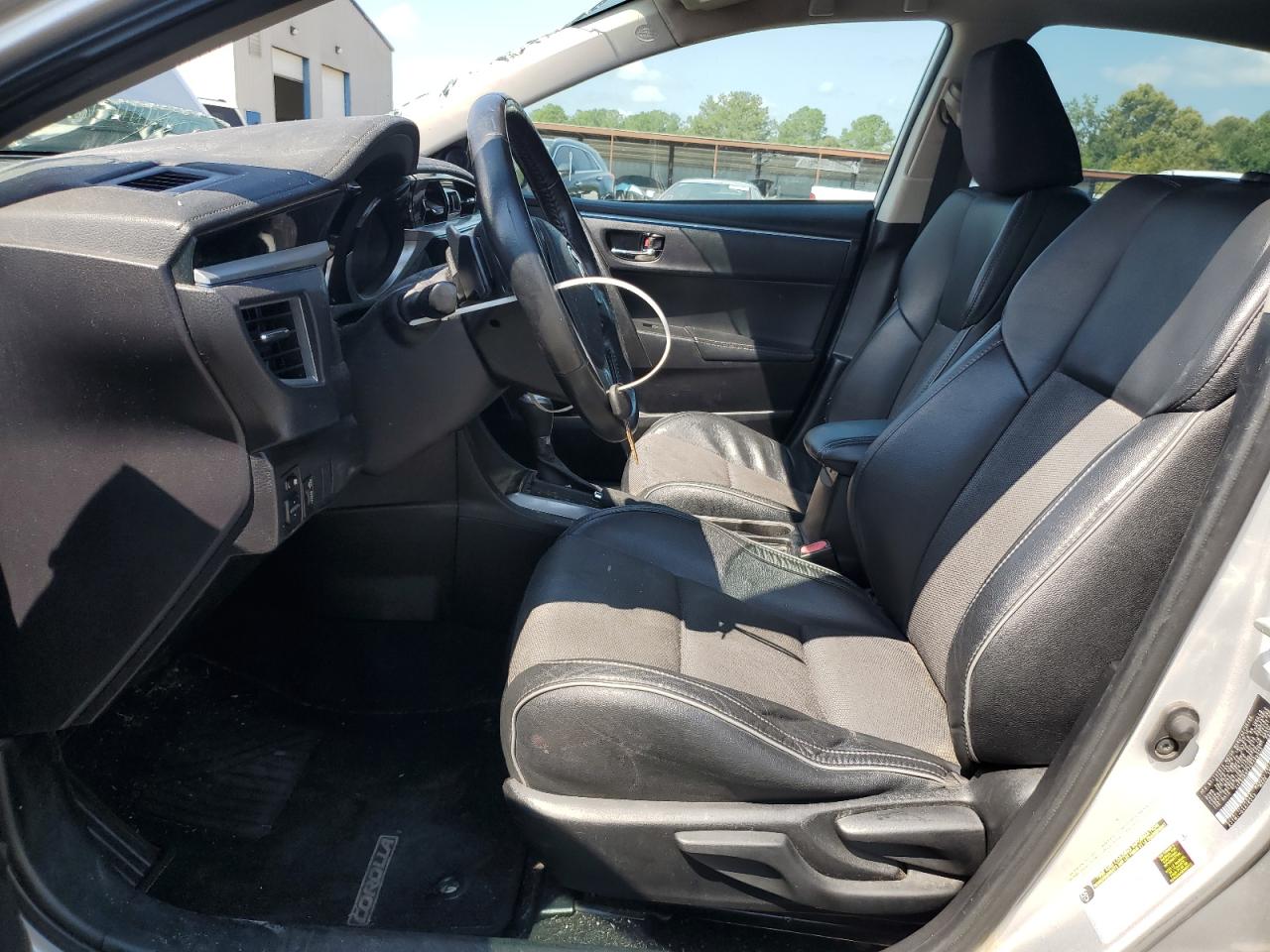 Toyota Corolla L Image 7