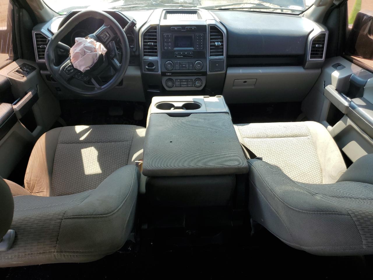 Ford F-150 Supercrew Image 11